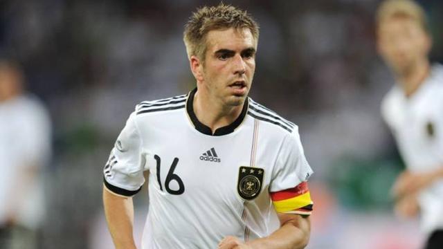 Капитан немецкой сборной по футболу