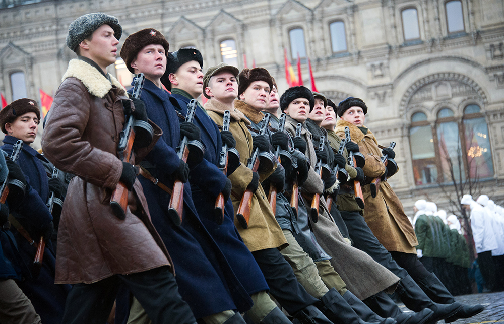 Годовщина парада на Красной площади 7 ноября 1941 года  