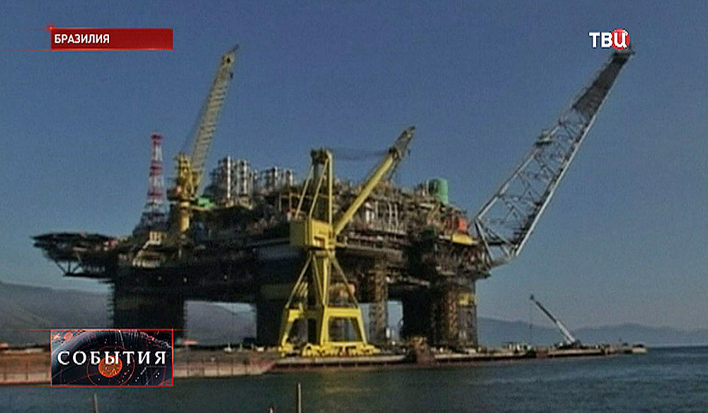 При взрыве нефтяной платформы в Бразилии погибли три человека ...