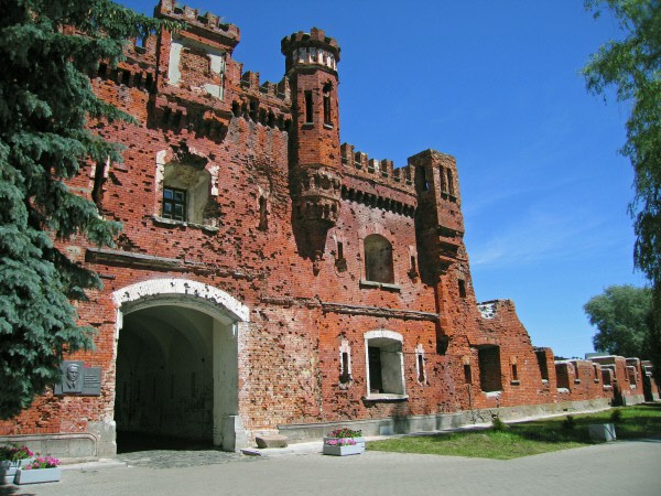 Холмские ворота мемориального комплекса "Брестская крепость-герой"