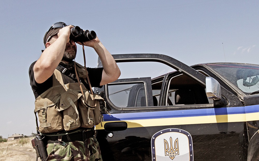 Украинские военные в зоне боевых действий