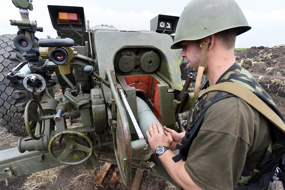 Украинская артиллерия в Донбассе