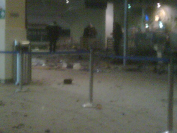 Зал прилета аэропорта "Домодедово" после взрыва