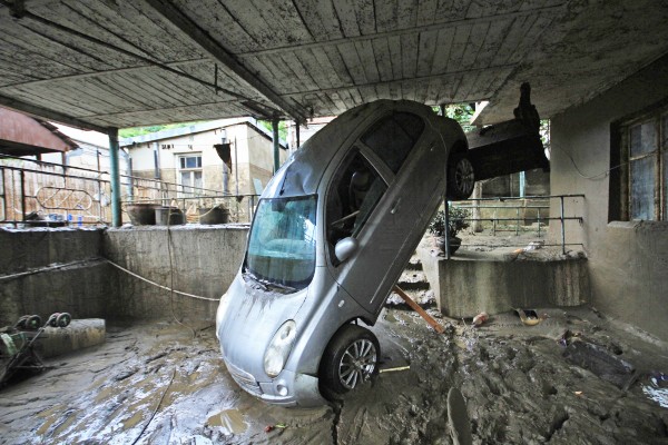 Последствия наводнения в Грузии