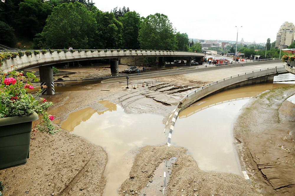 Последствия наводнения в Грузии