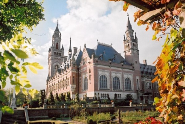 Здание Международного арбитражного суда в Гааге
