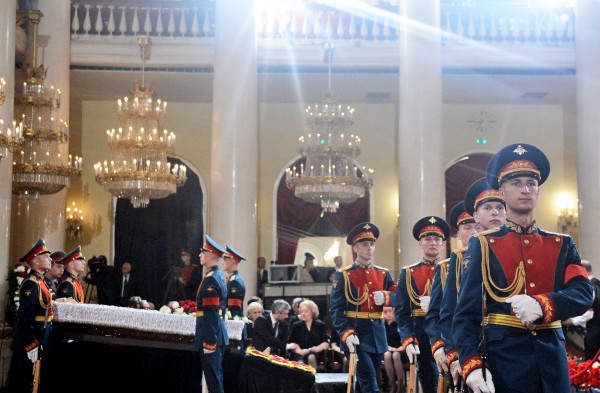 На церемонии прощания с политиком Евгением Примаковым в Колонном зале Дома Союзов