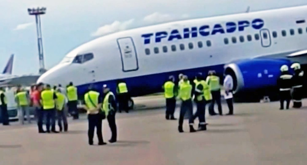 Поломка у самолета Boeing авиакомпании "Трансаэро"