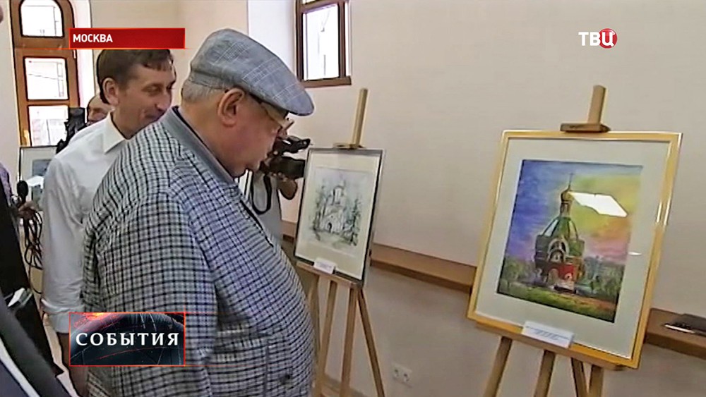 Владимир Ресин посетил художественную выставку