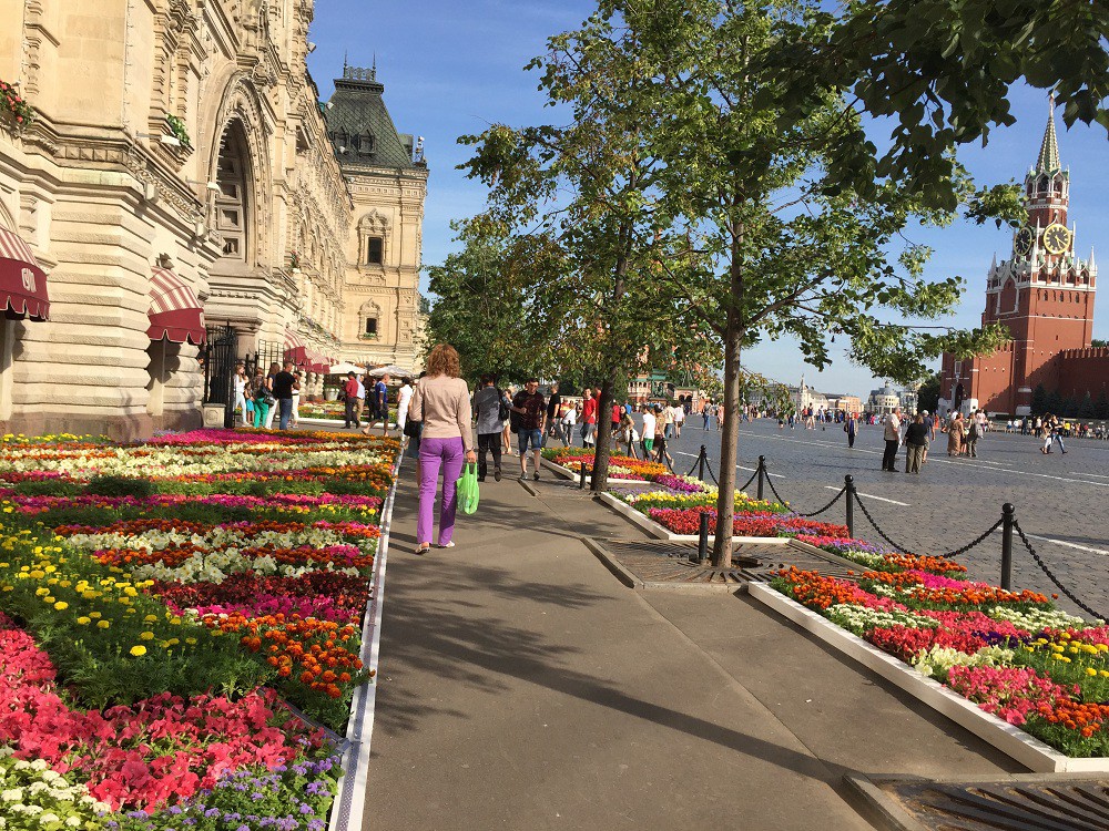 Тепло в москве. Лето в столице. Тепло в Москве фото. Теплая погода в Москве фото.