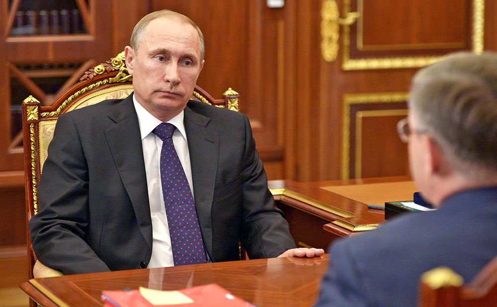 Президент России Владимир Путин и губернатор Тюменской области Владимир Якушев