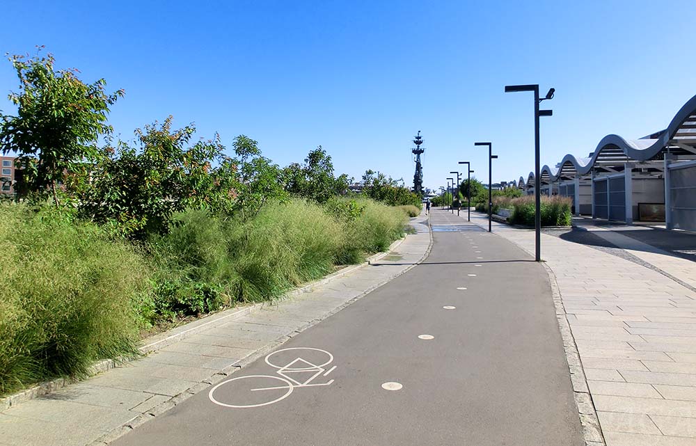 Велодорожка в парке "Музеон"