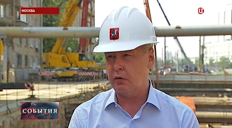 Сергея Собянин на строительной площадке
