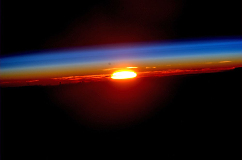Закат солнца с борта МКС