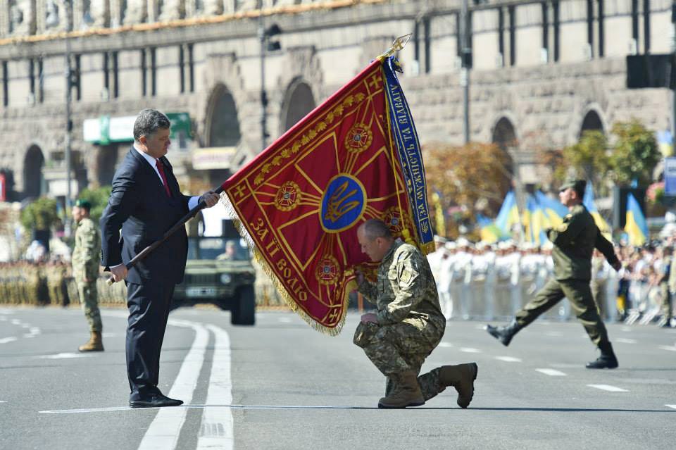 Президент Украины Пётр Порошенко принял участие в церемонии Дня независимости