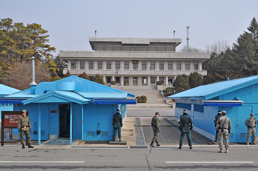 КПП на границе Северной и Южной Кореии