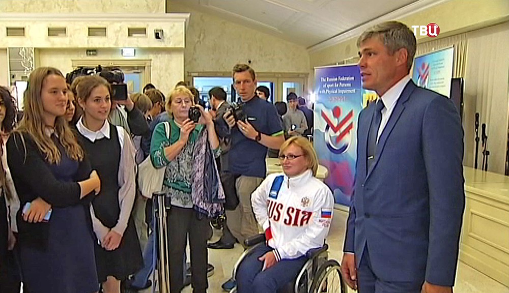 Российские паралимпийцы в Общественной палате