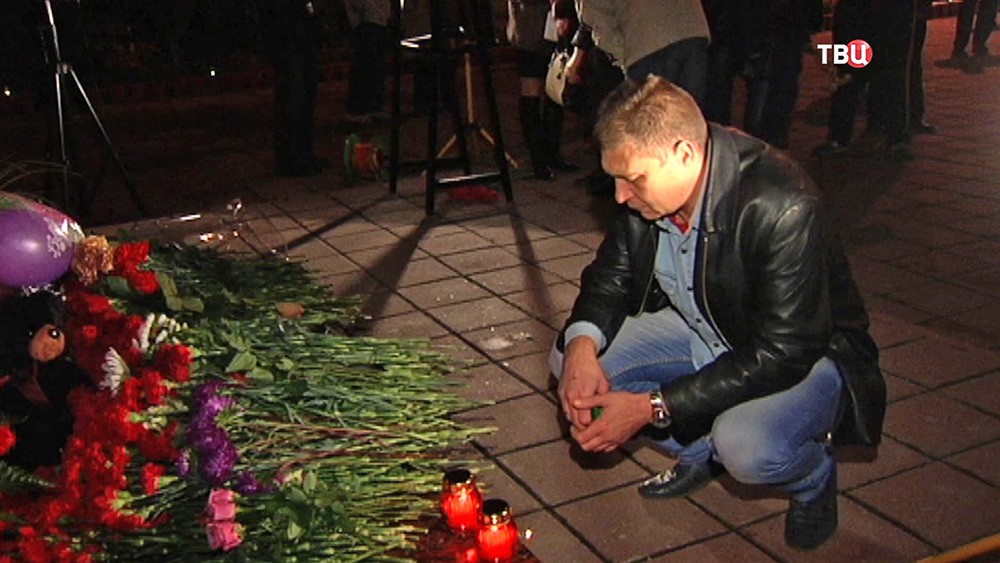 Траурные мероприятия в память о жертвах теракта на улице Гурьянова