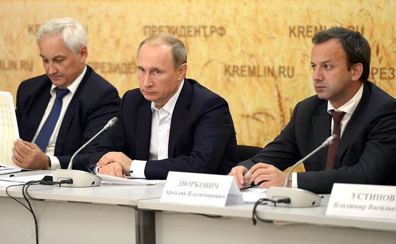Владимир Путин проводит выездное совещание по вопросам развития агропромышленного комплекса.