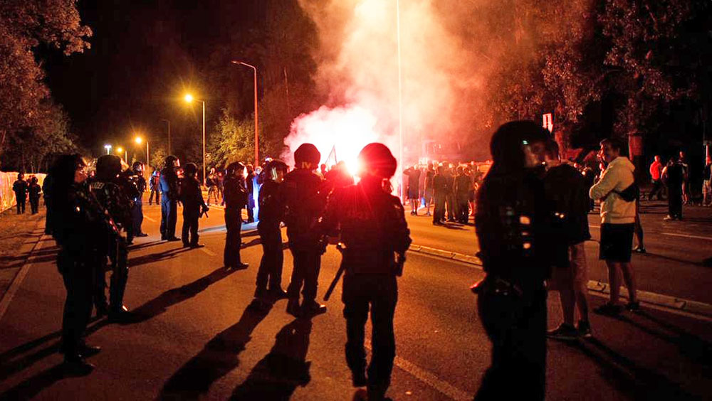 Уличные столкновения с полицией Германии