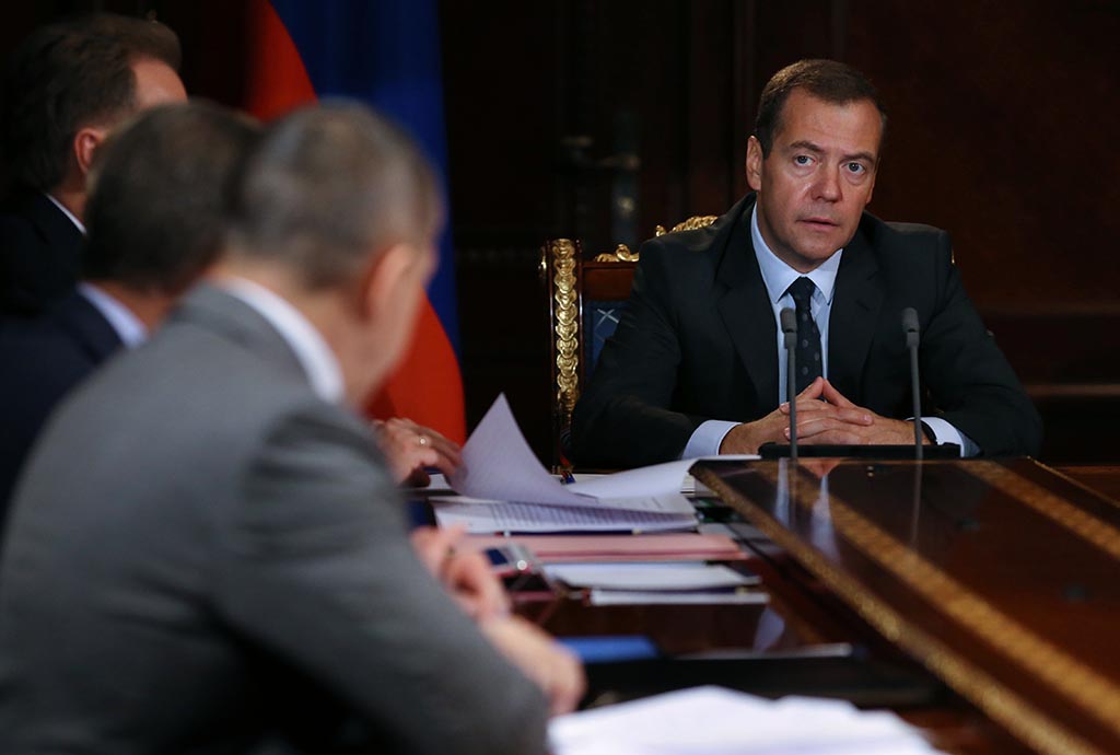  Встреча премьер-министра РФ Дмитрия Медведева с вице-премьерами 