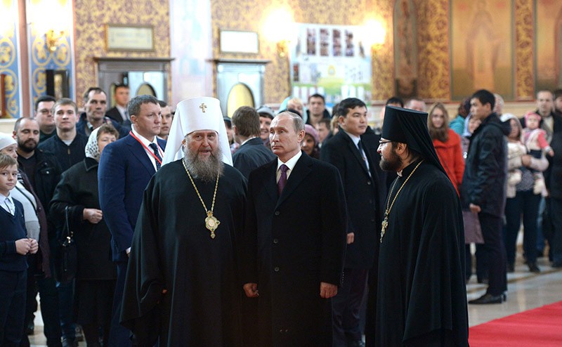 Владимир Путин в Свято-Успенском соборе