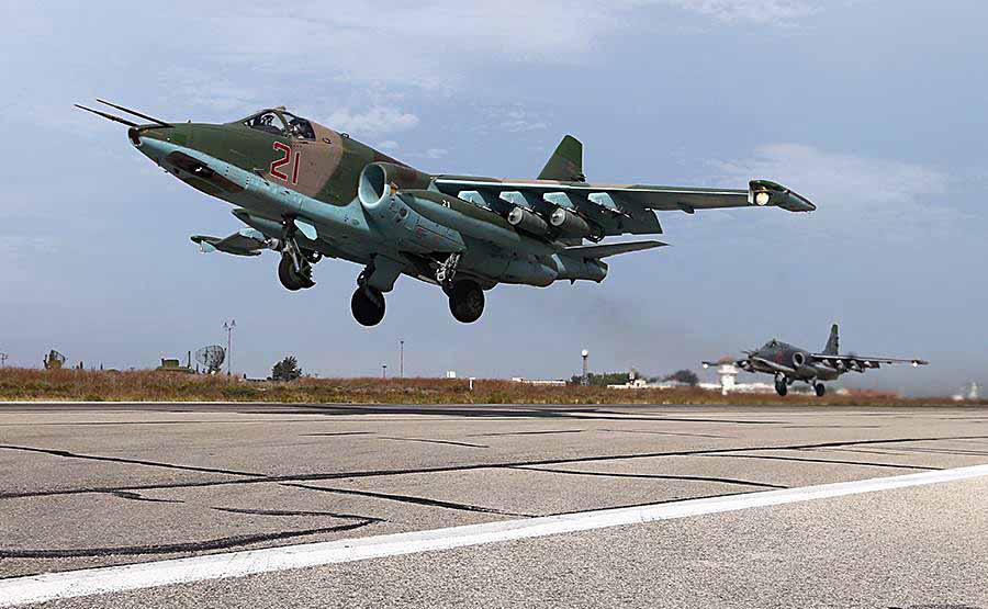 Истребители Су-25 авиационной группировки ВКС России