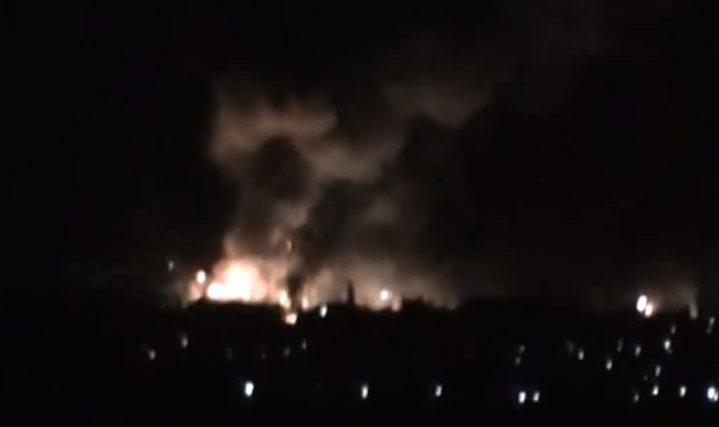 Пожар на складе боеприпасов в Луганске 