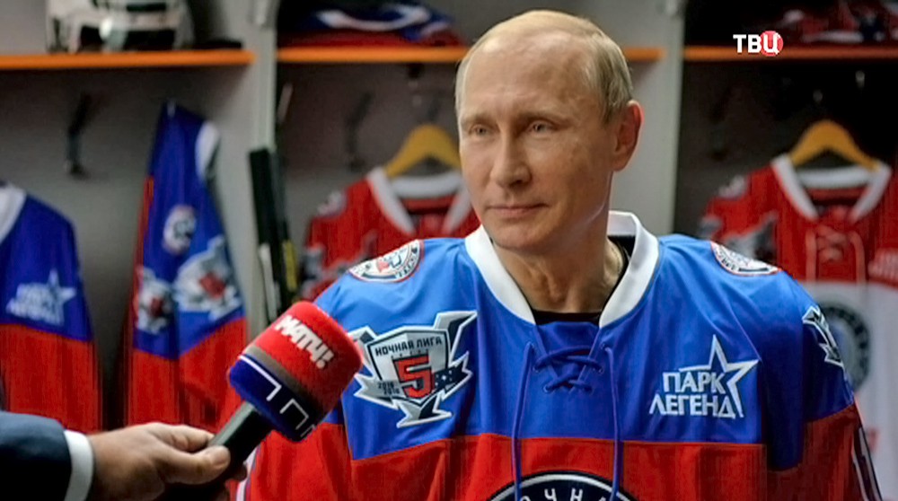 Владимир Путин дает интервью спортивному телеканалу "Матч ТВ"