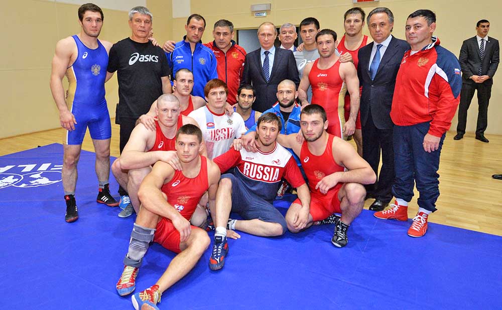 Президент России Владимир Путин встретился со спортсменами