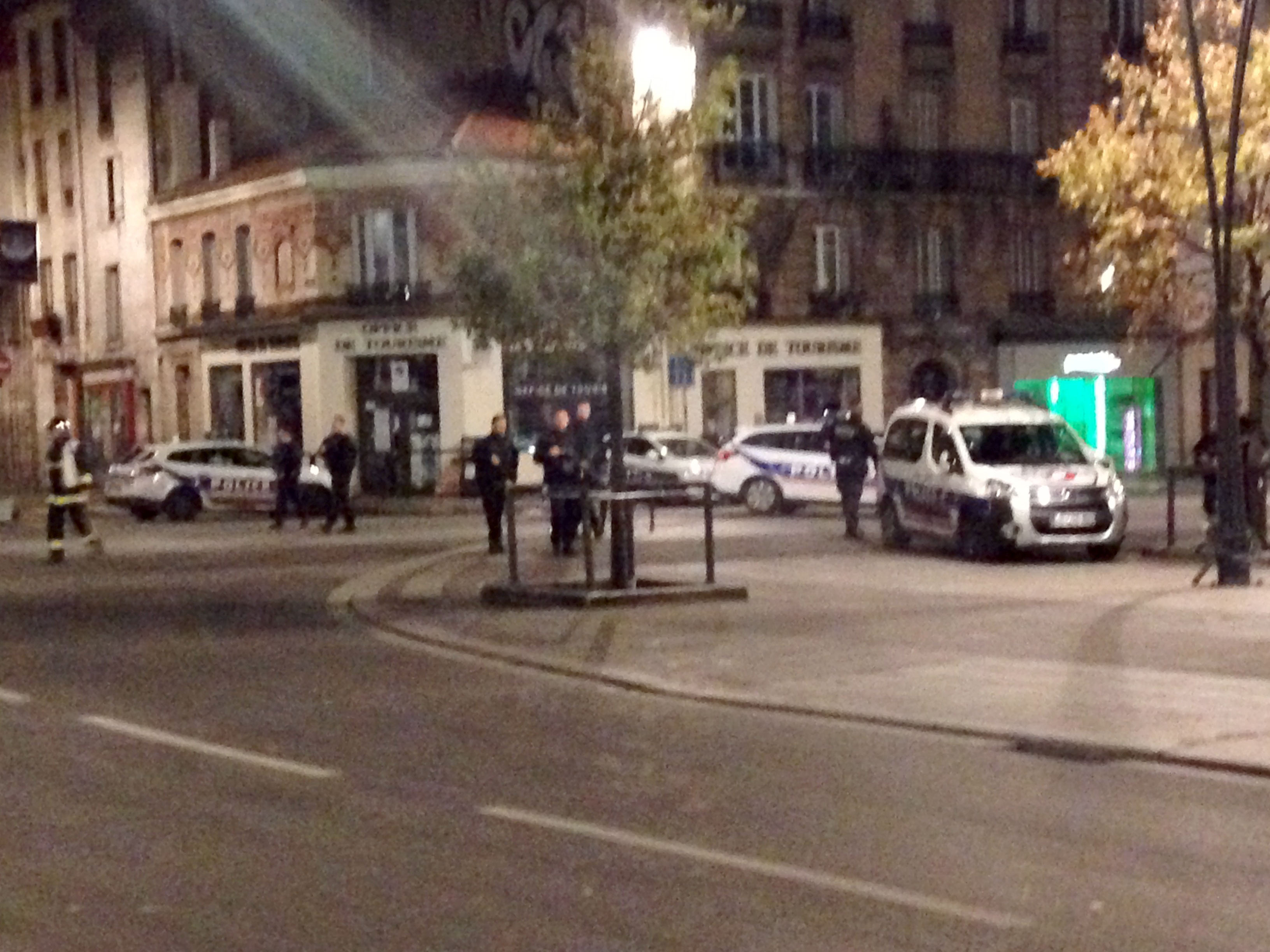 Полиция Франции во время антитеррористической операции