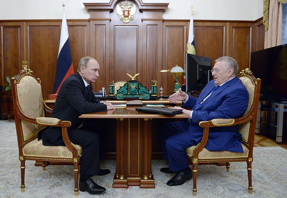 Президент России Владимир Путин и лидер ЛДПР Владимир Жириновский во время встречи в Кремле