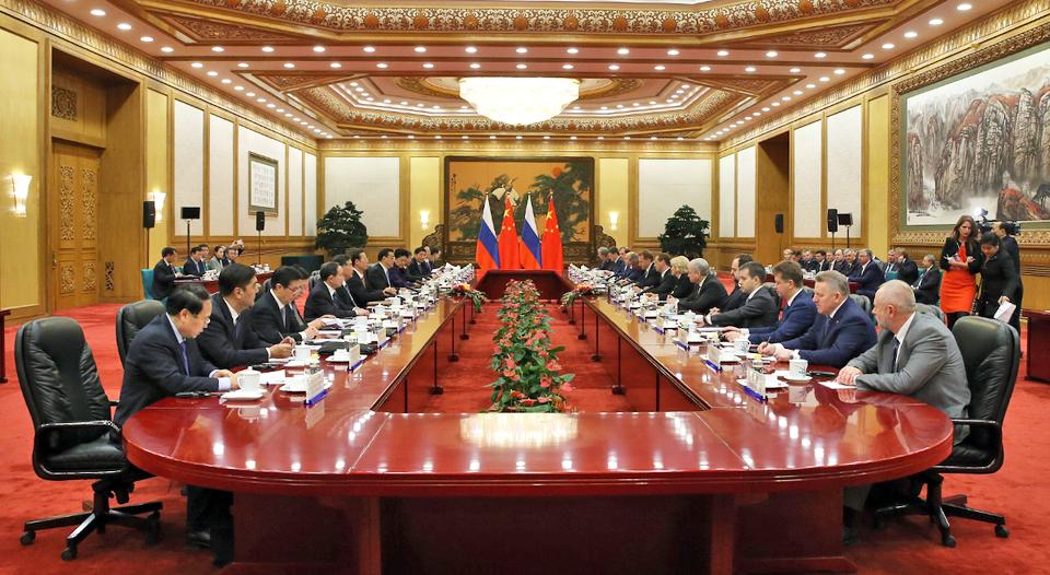 Встреча глав правительств России и Китая