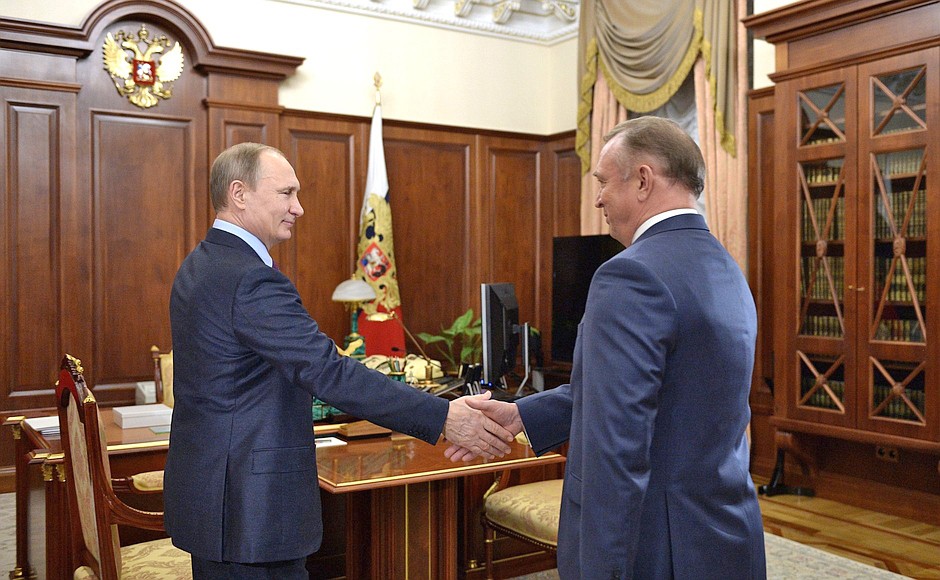 Президент России Владимир Путин и глава Торгово-промышленной палаты Сергей Катырин