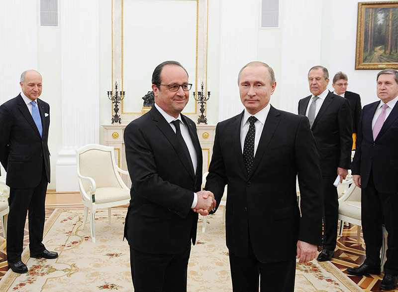 Президент России Владимир Путин и президент Франции Франсуа Олланд 