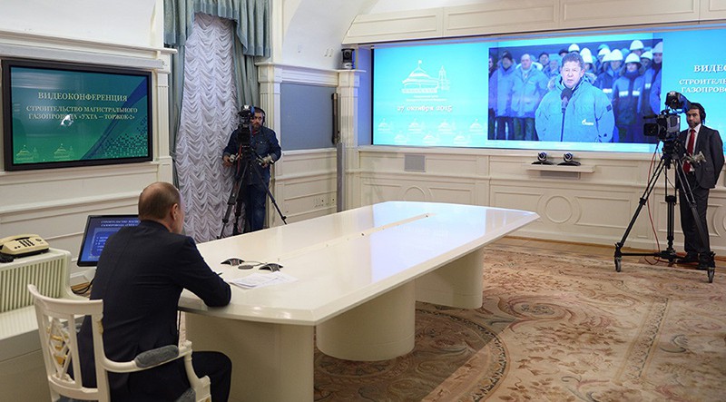 Президент РФ Владимир Путин в Кремле в режиме видеоконференции дал старт строительству компанией "Газпром" новой ветки газопровода "Ухта - Торжок - 2"