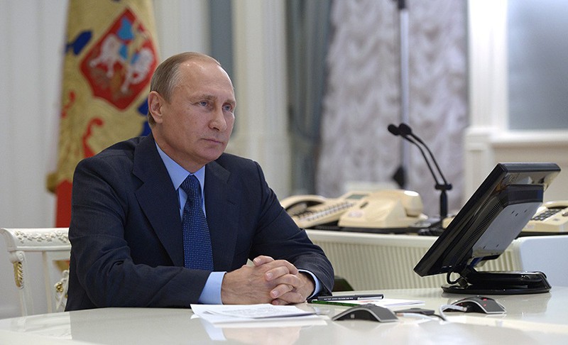 Президент РФ Владимир Путин в Кремле в режиме видеоконференции дал старт строительству компанией "Газпром" новой ветки газопровода "Ухта - Торжок - 2"