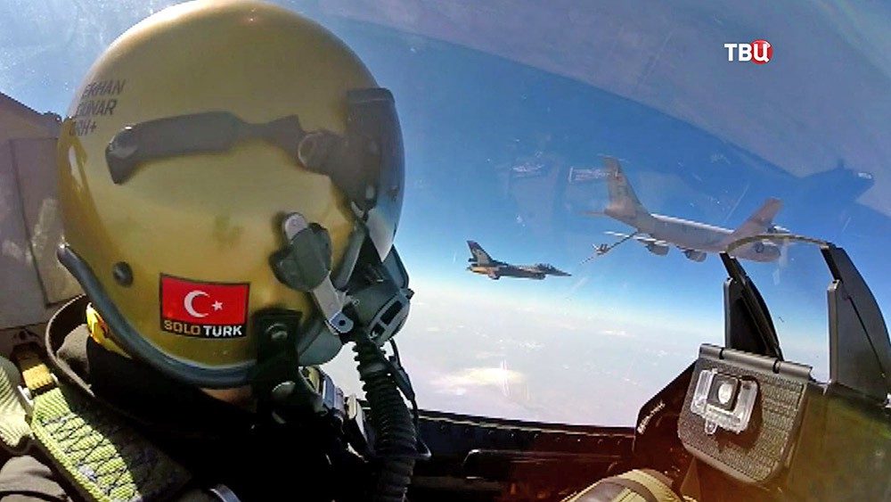 Пилот истребителя ВВС Турции