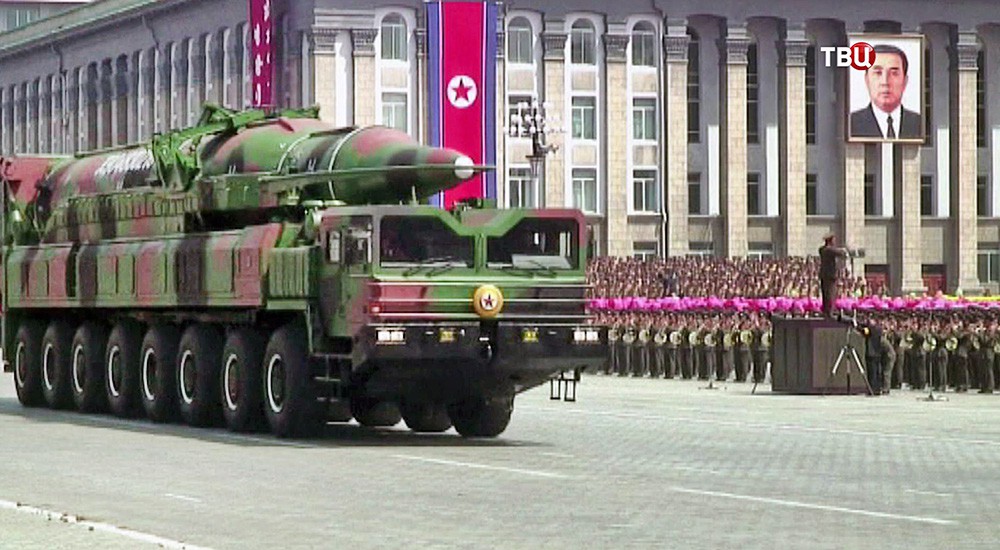 Военный парад в КНДР