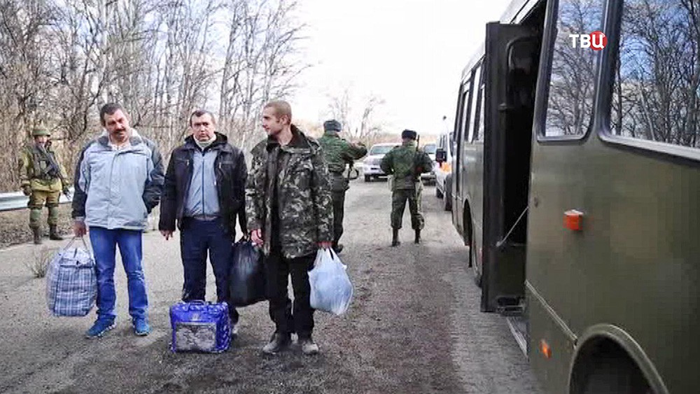 Обмен пленными в Донбассе  