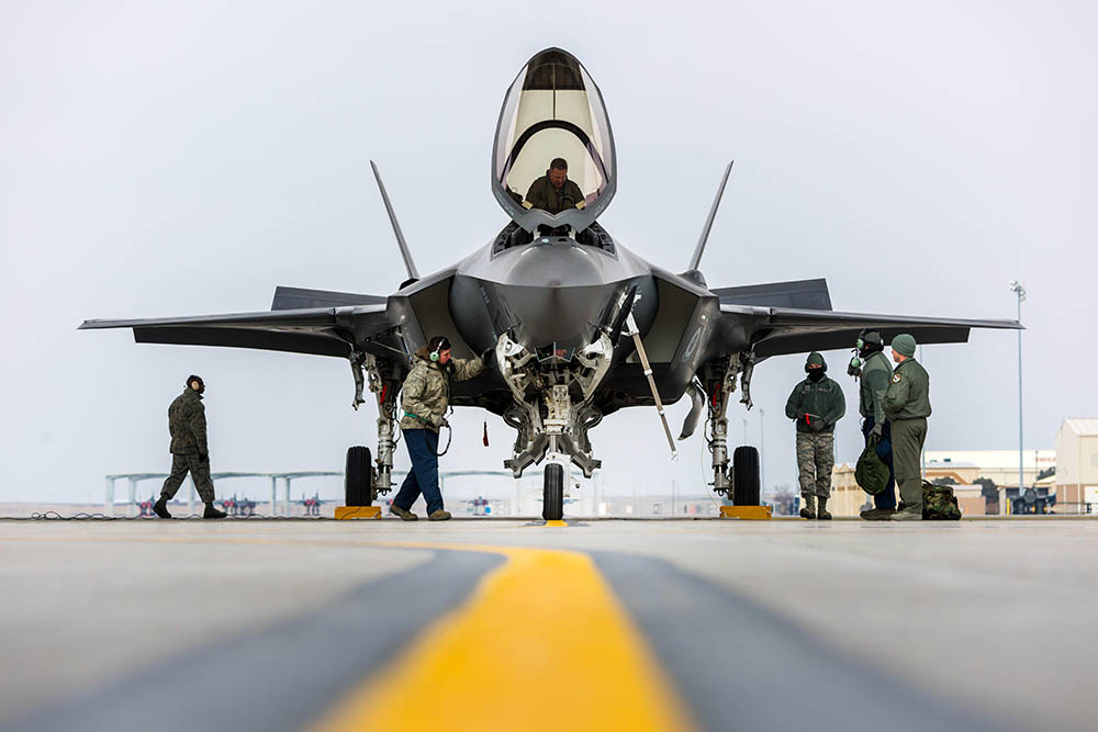 Истребитель F-35 ВВС США