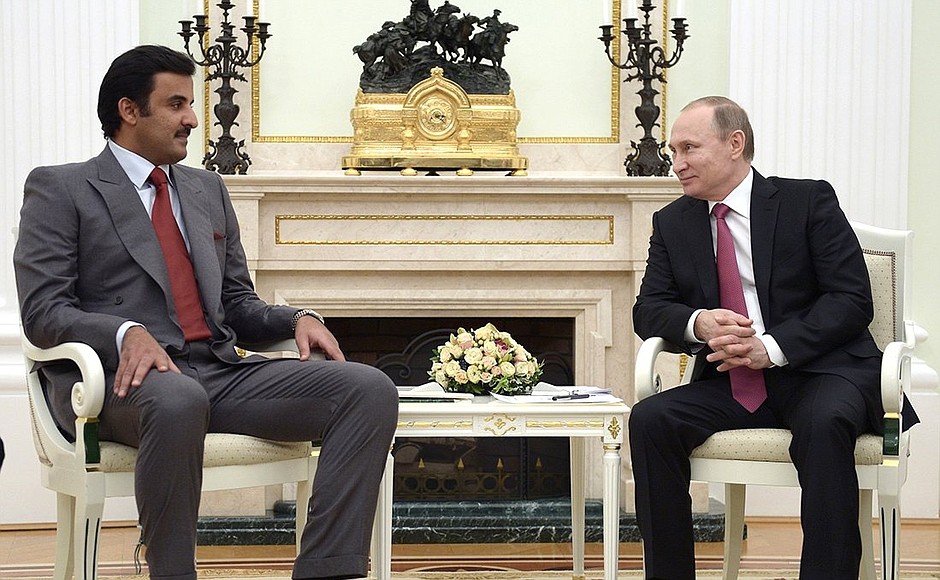 Президент России Владимир Путин и эмир Катара Тамим бен Хамад Аль Тани
