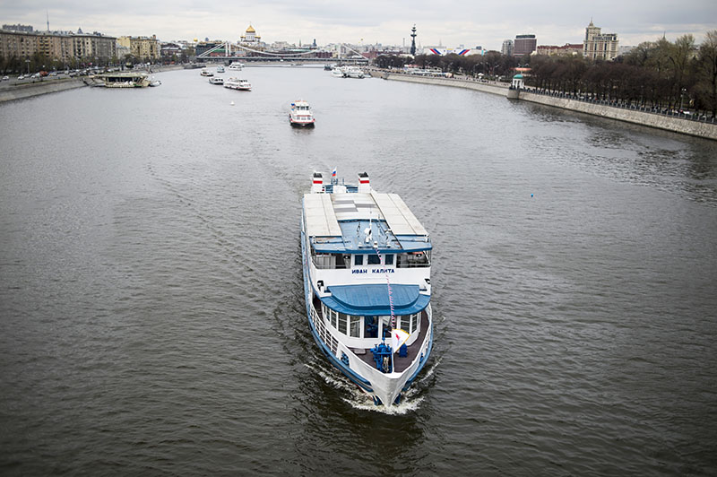 Общественный водный транспорт. Речной транспорт Москвы. Водный общественный транспорт. Транспорт по Москве реке. Водный пассажирский общественный транспорт.