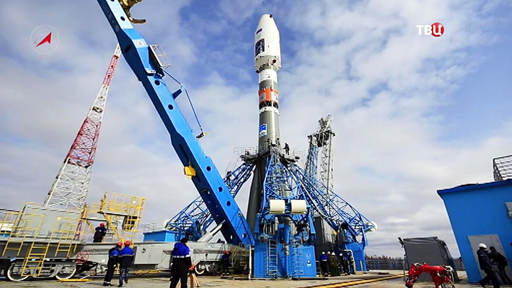 Ракета-носитель "Союз" на стартовой площадке космодрома "Восточный"