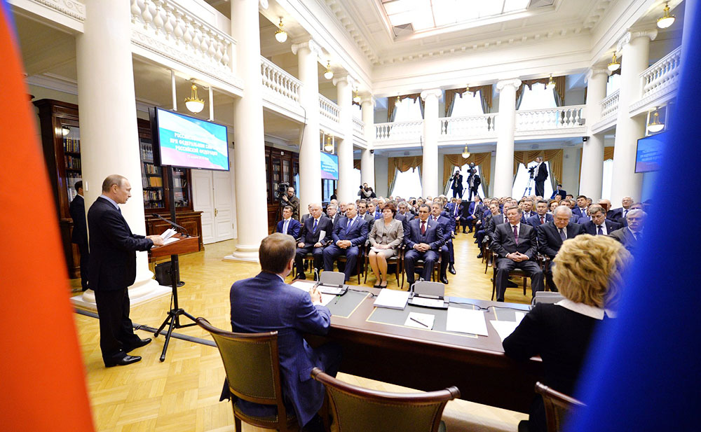 Владимир Путин принял участие во встрече с членами Совета законодателей при Федеральном Собрании Российской Федерации