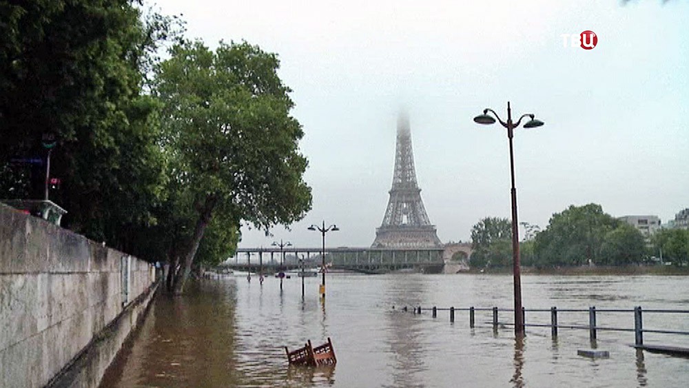 Наводнение в Париже 