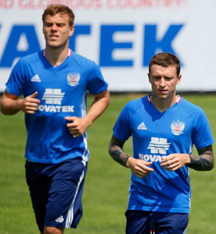 Витал спорт футбол. Мамаев евро 2016.