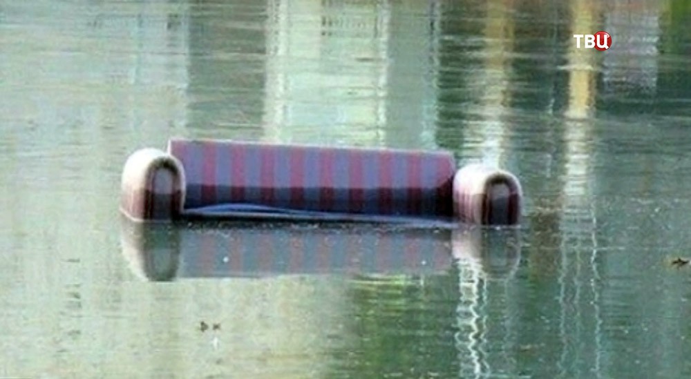 Диван в гребном канале на Олимпийских играх в Рио-де-Жанейро