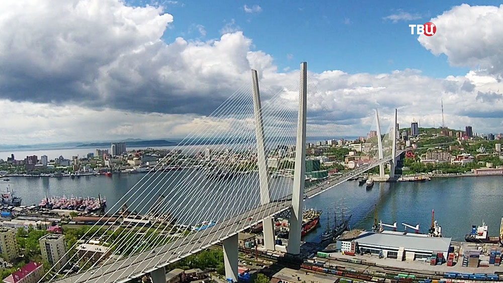 Мост "Русский" во Владивостоке