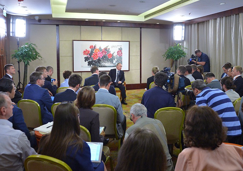 Президент России Владимир Путин на пресс-конференции по итогам саммита G20 в Ханчжоу